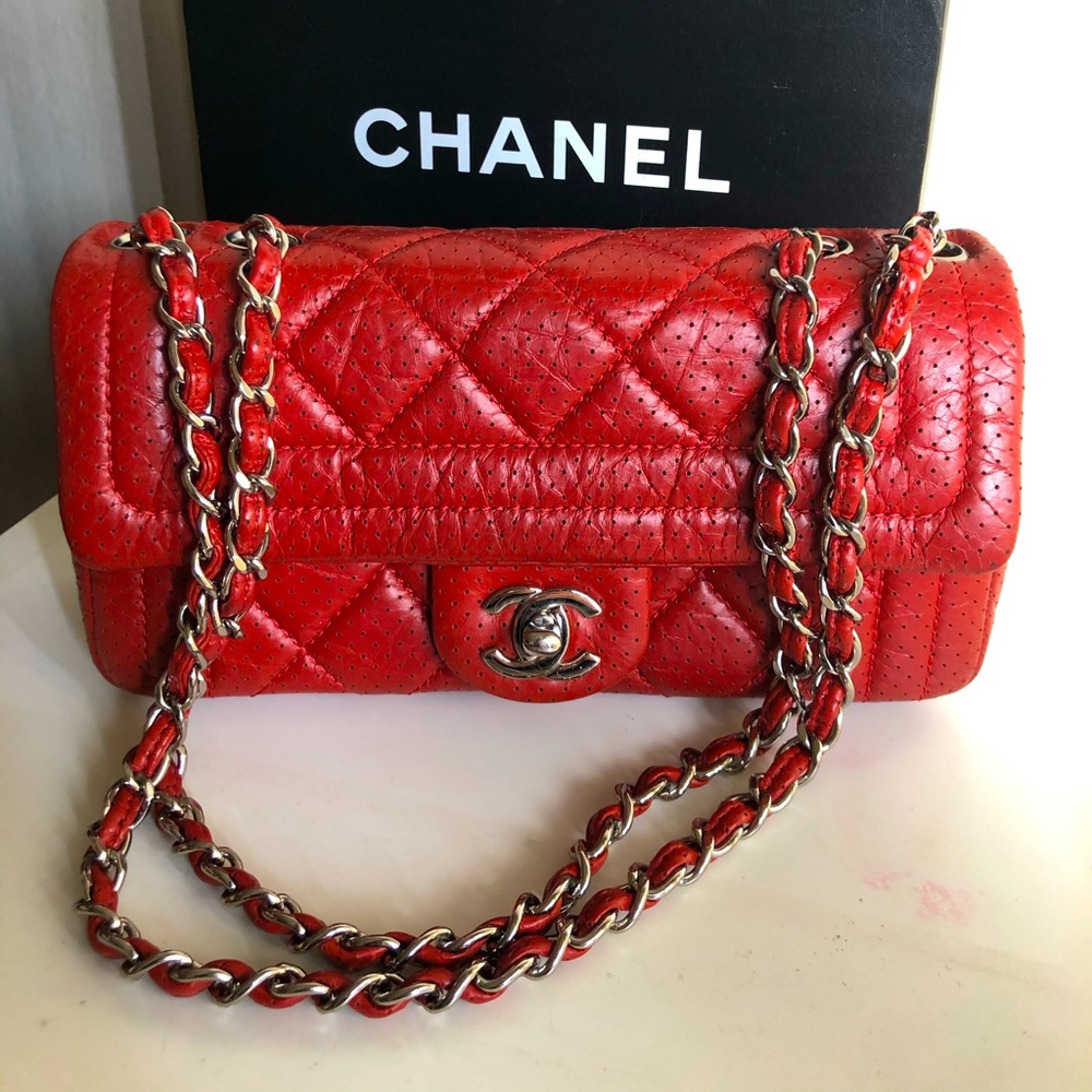 CHANEL RED 2.55 TIMELESS DOUBLE SILVER CHAIN BAG perforated leather